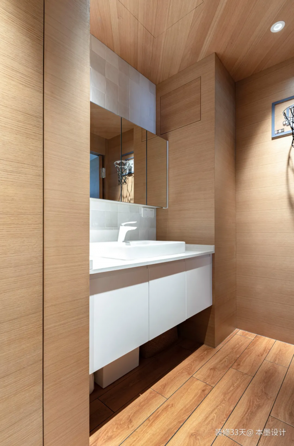 這戶型改造可以算整容式裝修了 這戶型改造可以算整容式裝修了