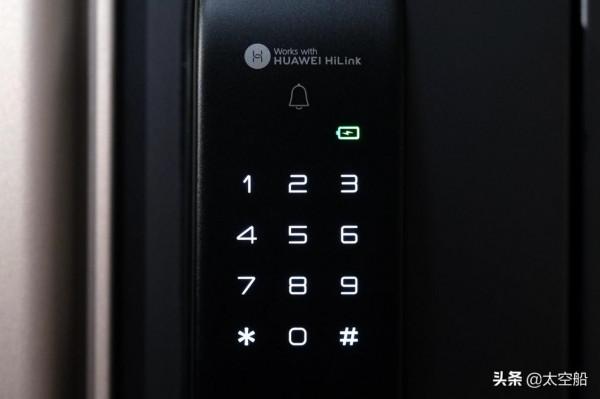 讓科技更好地守護家門,華為智選德施曼智慧門鎖 讓科技更好地守護家門,華為智選德施曼智慧門鎖