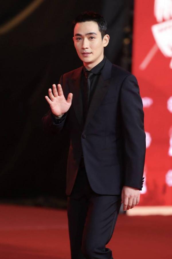 第11屆北影節開幕紅毯星光熠熠！鞏俐佟麗婭baby大秀好身材