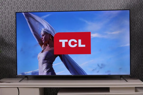 智屏開創新的宅家環境，打造驚豔視覺體驗