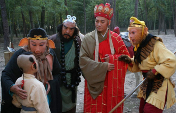 西遊記中，為何金池長老一介凡人壽命卻有270年？原因就在他身邊