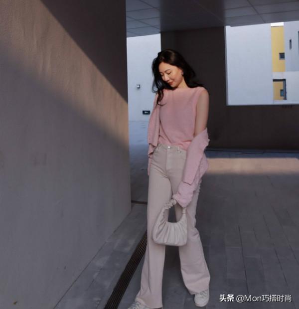 會打扮才不顯老！45歲以上女人的穿搭建議：顏色要淡、款式要寬