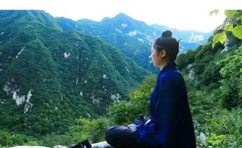 23歲女道士王燾貞,宣告自己將飛昇,引10萬人來見證,結果怎樣? 23歲女道士王燾貞,宣告自己將飛昇,引10萬人來見證,結果怎樣?