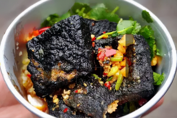 味道奇怪但很受歡迎的八大小吃，你吃過哪些