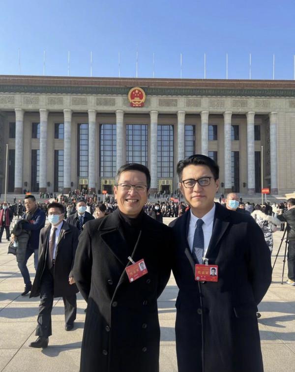 20位明星出席文代會：靳東帥氣十足，劉昊然邋遢，周冬雨佔據C位