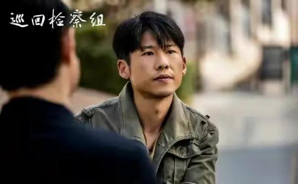 第一眼很普通，越看越帥氣的6個男明星，朱亞文、黃軒靠氣質取勝