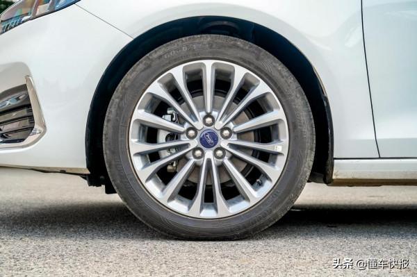 推薦自動鑽石版,長安福特新一代福睿斯購車手冊 推薦自動鑽石版,長安福特新一代福睿斯購車手冊