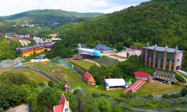 雲南的小人國裡沒有童話