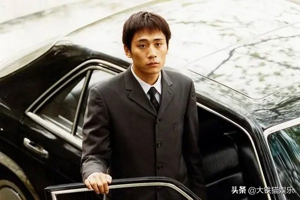 10大“海巖男郎”今昔顏值對比:有人中年成油王,有人改名又變臉 10大“海巖男郎”今昔顏值對比:有人中年成油王,有人改名又變臉