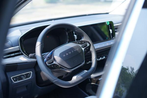 錢多錢少都能買的“高智商”RM-5，2套動力、3種座椅佈局