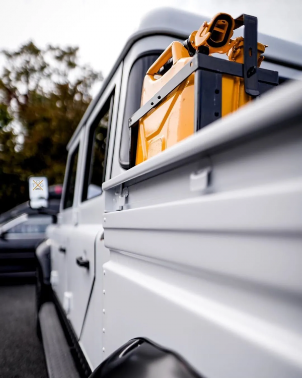 「圖集」路虎衛士越野皮卡