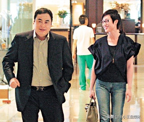 四位港圈女神今昔對比,有人成為商界女強人,有人被情所傷還未婚 四位港圈女神今昔對比,有人成為商界女強人,有人被情所傷還未婚