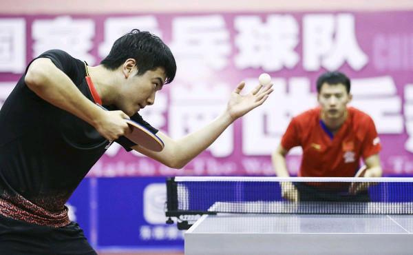 梁靖崑險勝孫聞，大比分落後不放棄，王藝迪擊敗顆粒型選手