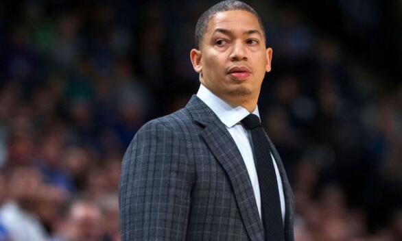 泰倫盧的斯臺普斯時刻：湖人兩連冠，快船進西決