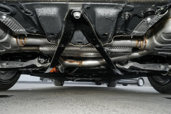 豪華行政大轎車，不限行，無購置稅，帶你看奧迪A6L PHEV