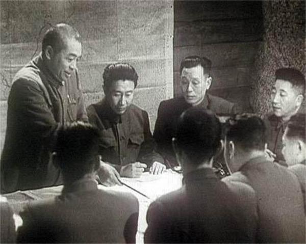 51年彭德懷強闖主席臥室,還在周總理面前拍桌子,究竟所為何事? 51年彭德懷強闖主席臥室,還在周總理面前拍桌子,究竟所為何事?