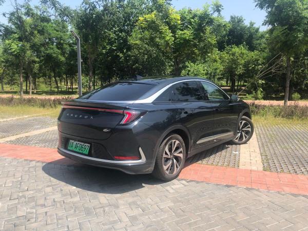 鮮試車|時尚前衛的全能選手 試駕ARCFOX極狐阿爾法S 鮮試車|時尚前衛的全能選手 試駕ARCFOX極狐阿爾法S