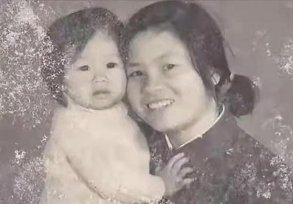 知名主持人朱丹：兩段婚姻兩個孩子，在卑微中幸福