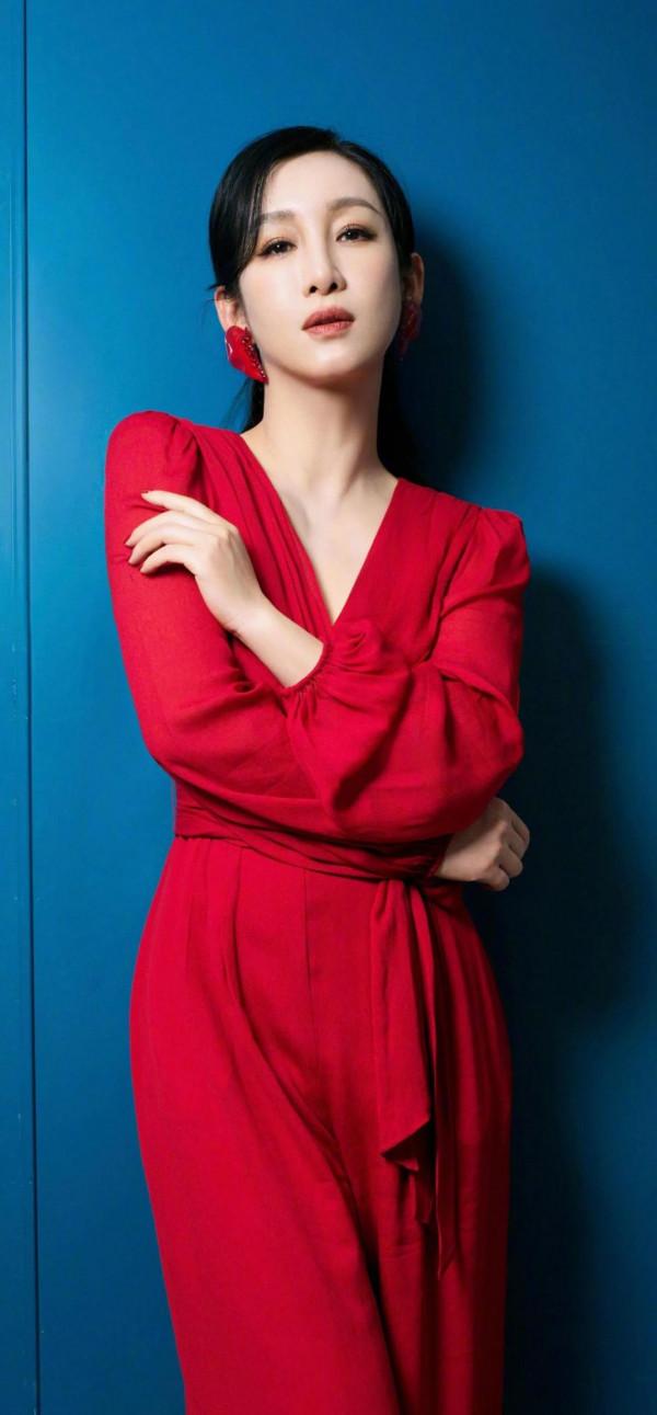 秦海璐，活成幸福的樣子