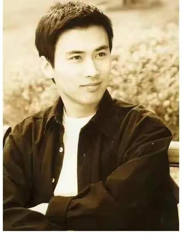 18位山東籍男星，個個濃眉大眼，英氣逼人，靳東、柳雲龍榜上有名