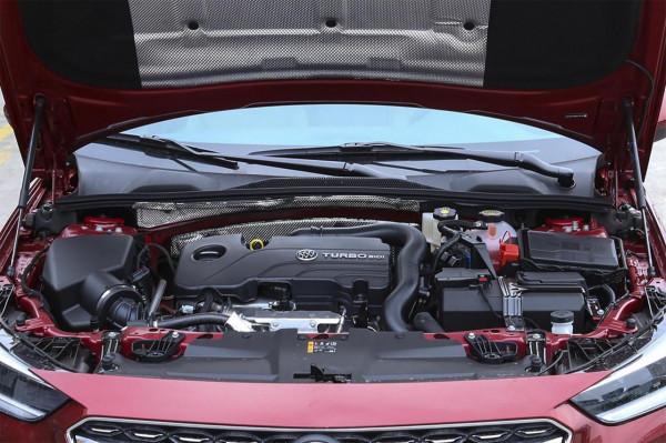 別克君威：中型車，NEDC綜合油耗6.3L/100km，用車成本經濟