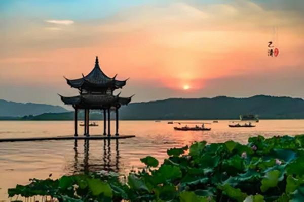 03年,86歲瓦格納病逝,68年中國異鄉歲月:最後與丈夫杜承榮合葬 03年,86歲瓦格納病逝,68年中國異鄉歲月:最後與丈夫杜承榮合葬