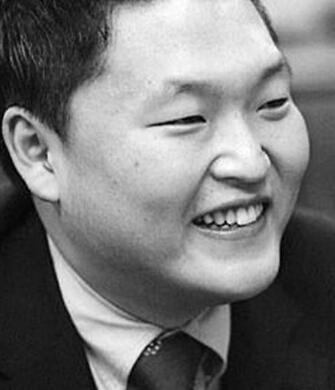 44歲的鳥叔，走到今天該怪誰呢？成於江南style敗於自己