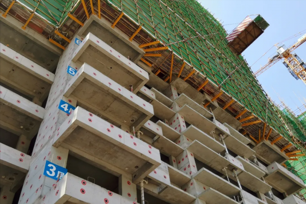 新型花籃式懸挑架施工工藝介紹 新型花籃式懸挑架施工工藝介紹