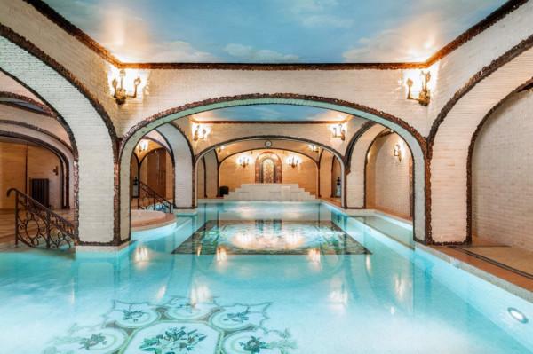 梅西終於找到房了?相中巴黎市郊城堡,售價3.6億,有30個房間 梅西終於找到房了?相中巴黎市郊城堡,售價3.6億,有30個房間