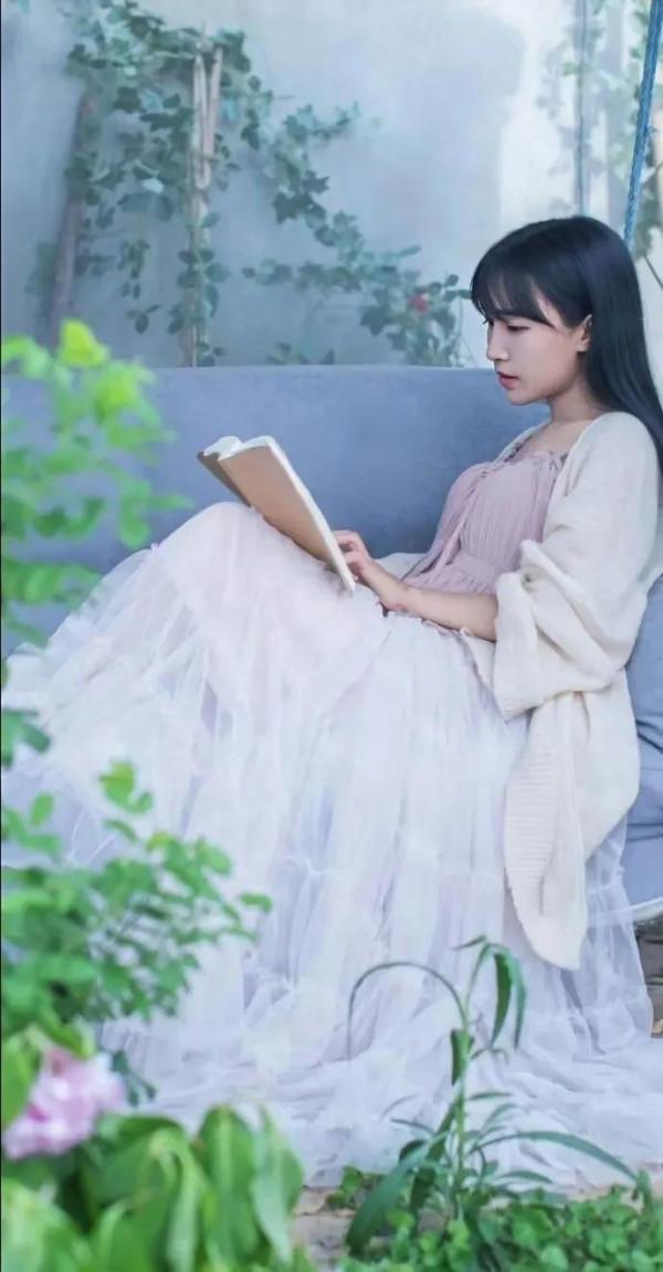 李子柒驚豔寫真集 李子柒驚豔寫真集