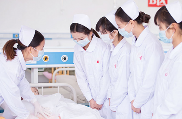 家境一般的學生適合報考的院校,錄取分數不高,畢業後還很好就業 家境一般的學生適合報考的院校,錄取分數不高,畢業後還很好就業