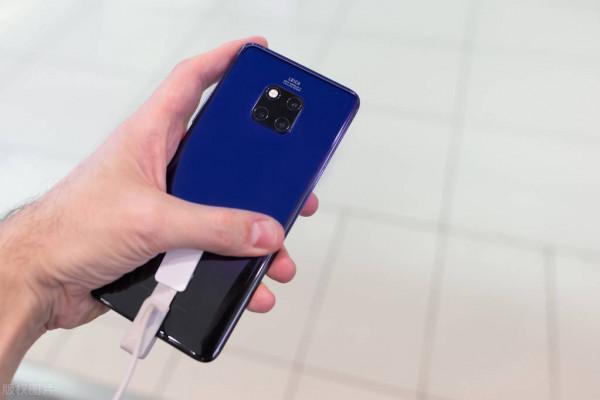 盤點曾用過的手機，從諾基亞到摩托羅拉到蘋果終點是華為