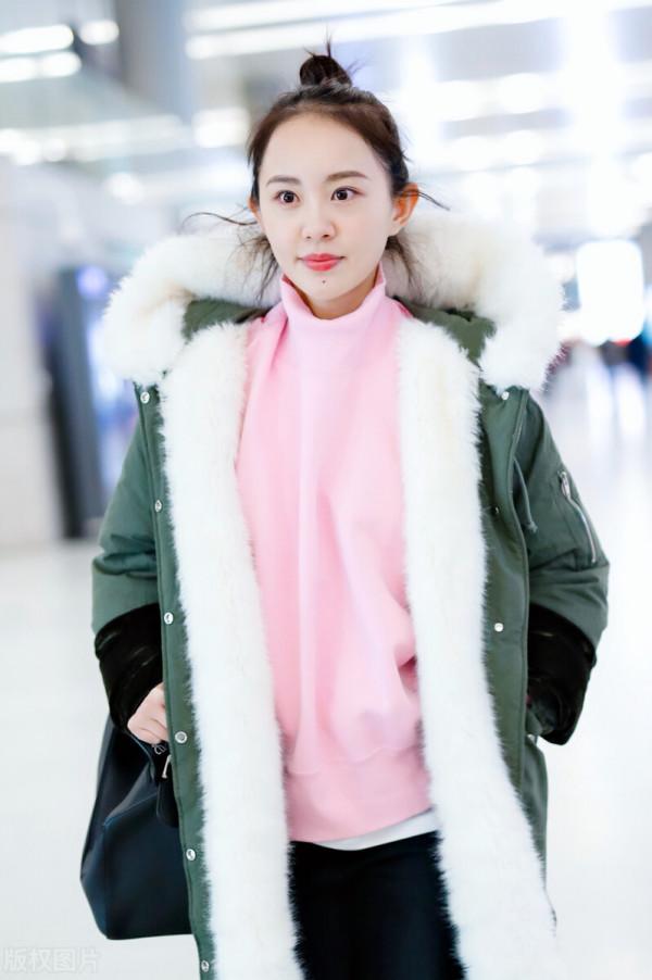 趙麗穎的閨蜜,直播竟談趙麗穎隱私,網友:防盜防火防閨蜜 趙麗穎的閨蜜,直播竟談趙麗穎隱私,網友:防盜防火防閨蜜