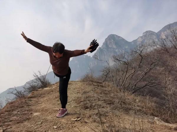 徒步白雲寺渡槽一一絕壁大梯一一上白雲一一白雲寺 徒步白雲寺渡槽一一絕壁大梯一一上白雲一一白雲寺