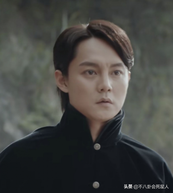 年輕時是神顏，剛過30歲就開始臉崩，這6位明星個個老得快