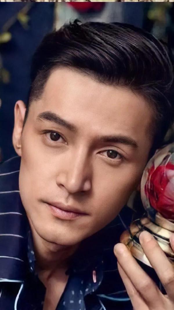 胡歌手機桌布分享