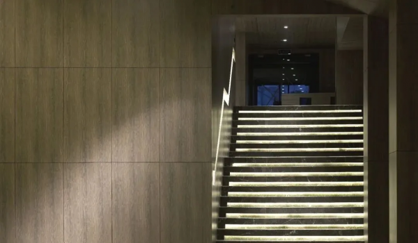 網紅石材樓梯燈帶常見做法及案例欣賞