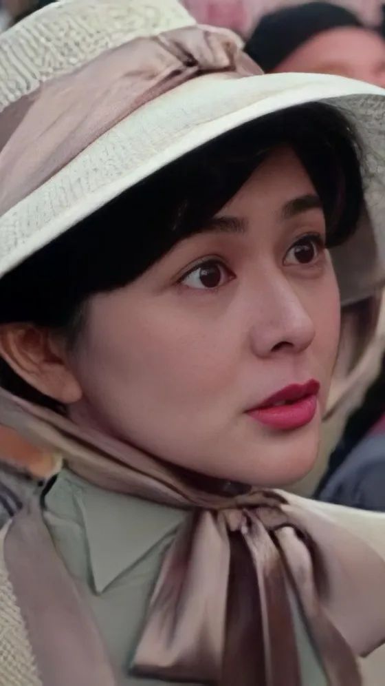 90年代港星神顏大盤點！人類長這樣也太美了吧