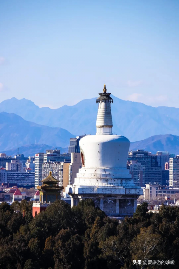 看展喝咖啡、賞壁畫、聽古樂…這座城市的寺廟也太厲害了吧