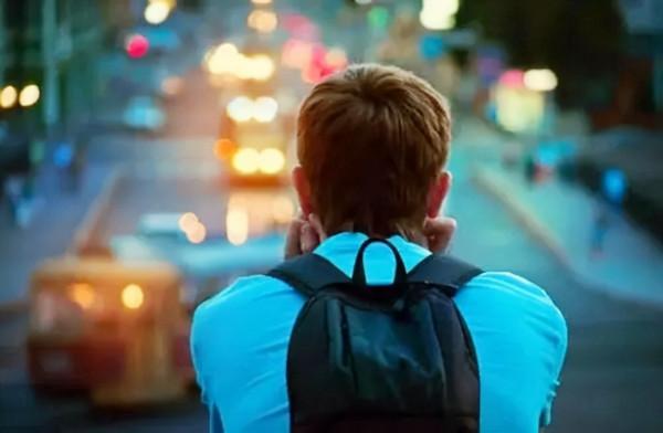 北大碩士張老三:放棄華為工程師,事業正紅跑到國外當水管工 北大碩士張老三:放棄華為工程師,事業正紅跑到國外當水管工