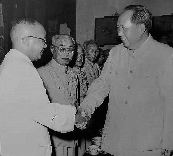 72年毛主席為啥不向日本索賠？周總理解釋後，你就知道主席多英明