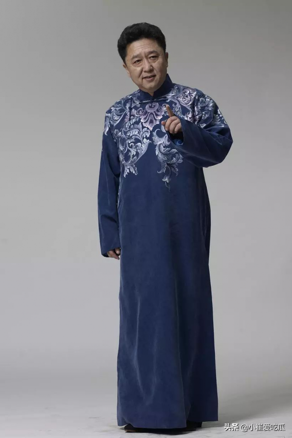 小崔爆料:鹿晗好事將近?蔣依依被家人連累?于謙老師愛拍戲? 小崔爆料:鹿晗好事將近?蔣依依被家人連累?于謙老師愛拍戲?