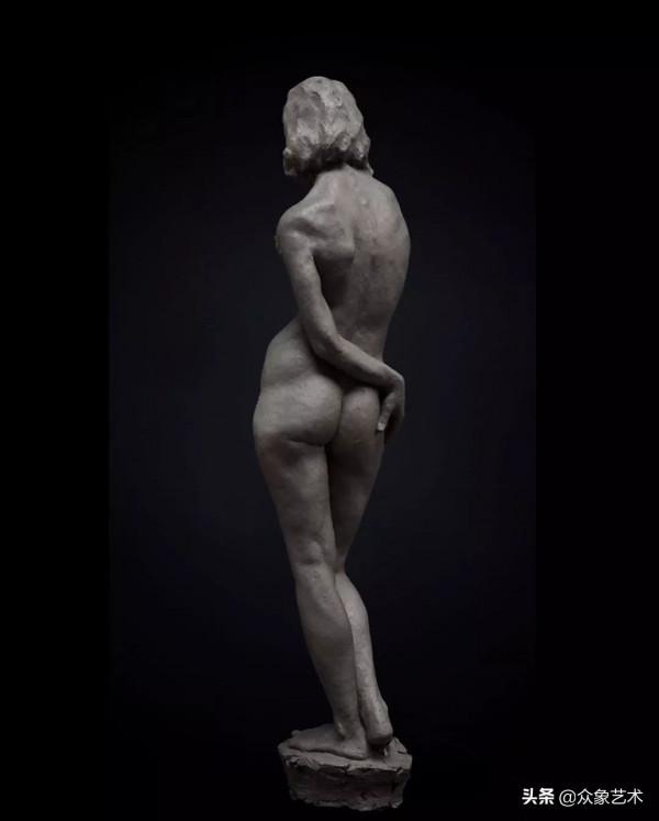 Ange Schmiert | 深邃而又魔幻