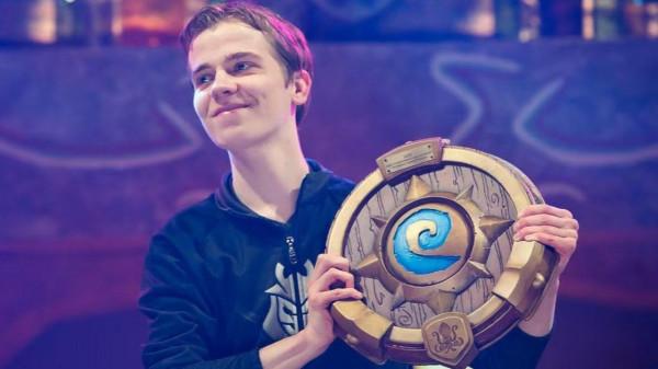 外服評最具影響力爐石玩家，中國一人上榜