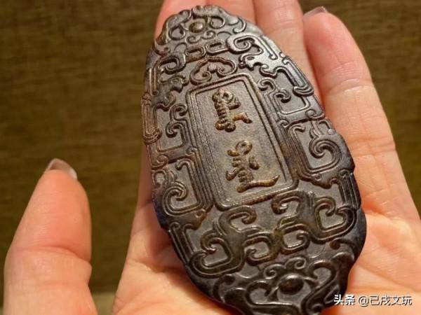 今年很火的這種手串一般人見不到，也買不到，太稀缺了