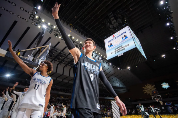 50歲才退役比詹姆斯持久！3個人8次犯規都攔不住，27年算個屁啊