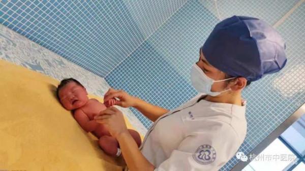 我與祖國同生日!“國慶寶寶”們爭相健康降生 我與祖國同生日!“國慶寶寶”們爭相健康降生