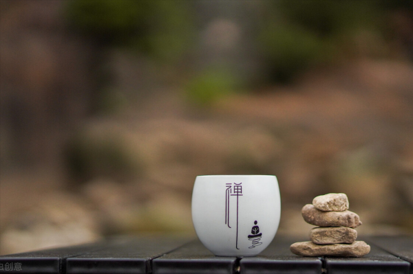 一句“讓高興的人聽了難過，讓難過的人聽了高興”的話！（高人）