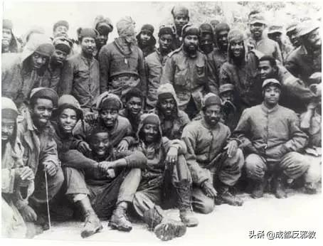 黑人、韓戰老兵、流浪漢:與美國政府火拼的邪教頭目 黑人、韓戰老兵、流浪漢:與美國政府火拼的邪教頭目