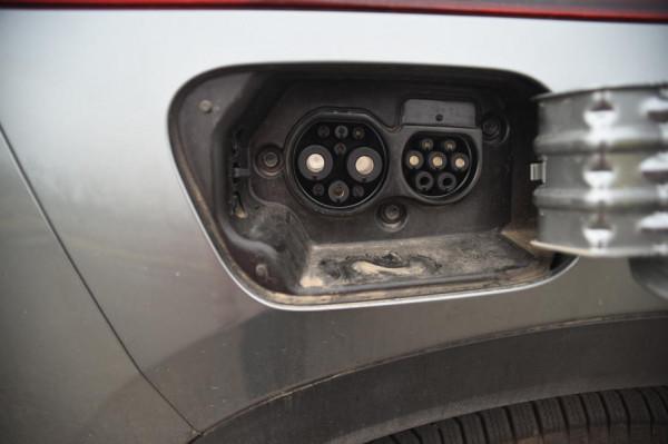 試駕廣汽埃安V,感受續航表現能否有新的突破 試駕廣汽埃安V,感受續航表現能否有新的突破